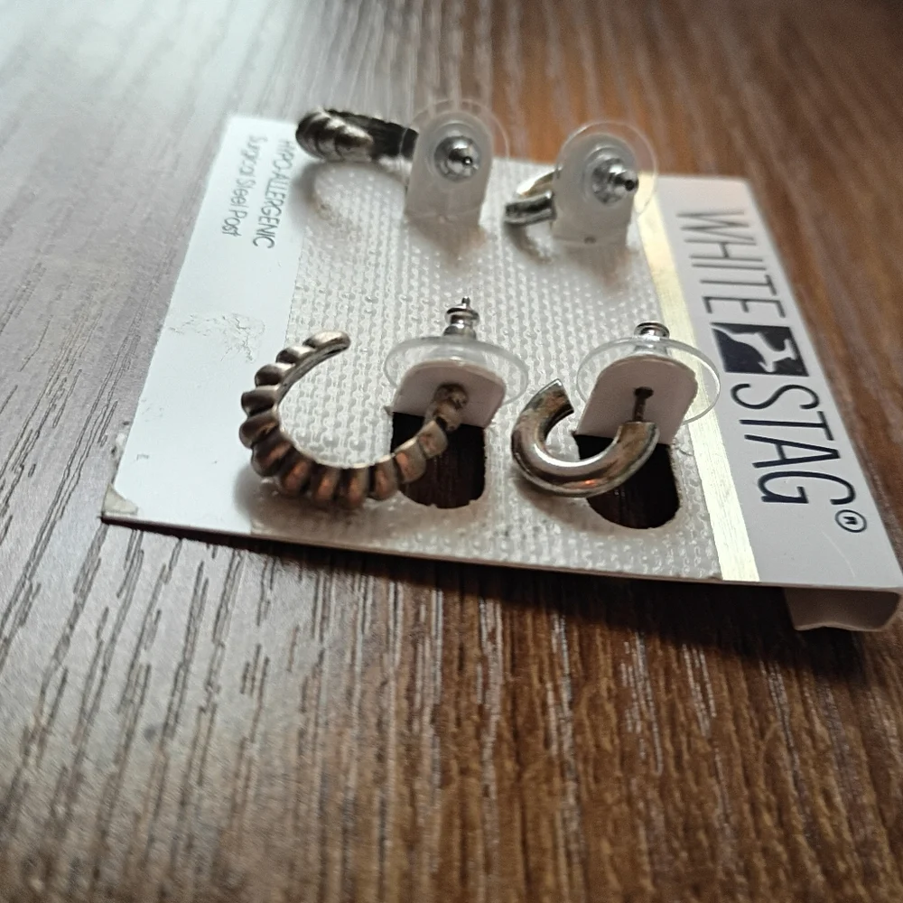 White Stag 2-Pair Silver Tone Textured Smooth Small Huggie Hoop Earring Set - Picture 4 of 4